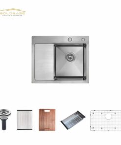 Artisan-Crafted Single-Bowl Stainless Steel Kitchen Sink with Integrated Drainboard